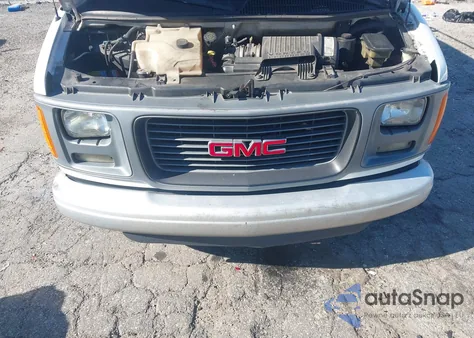 2002 GMC Savana Standard z USA, uszkodzony, nr VIN 1GTGG25R921143801